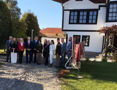 U srcu pirotskog kulturnog nasleđa: Muzej Ponišavlja domaćin američkom ambasadoru Hilu i delegaciji SAD”